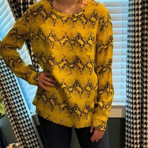 Equipment Silk Snake Print Blouse, great condition